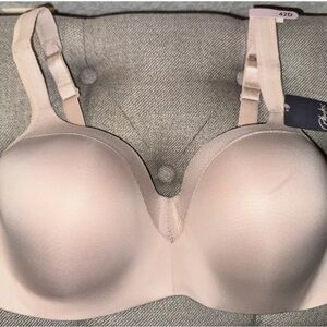 Chantelle Women's Cream Bra